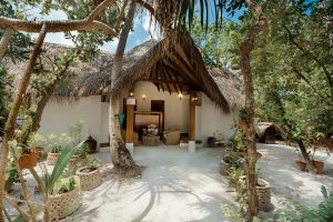 dovolenka maledivy s detmi ck seamore sea more travel cestovna kancelaria blog barefoot paradise