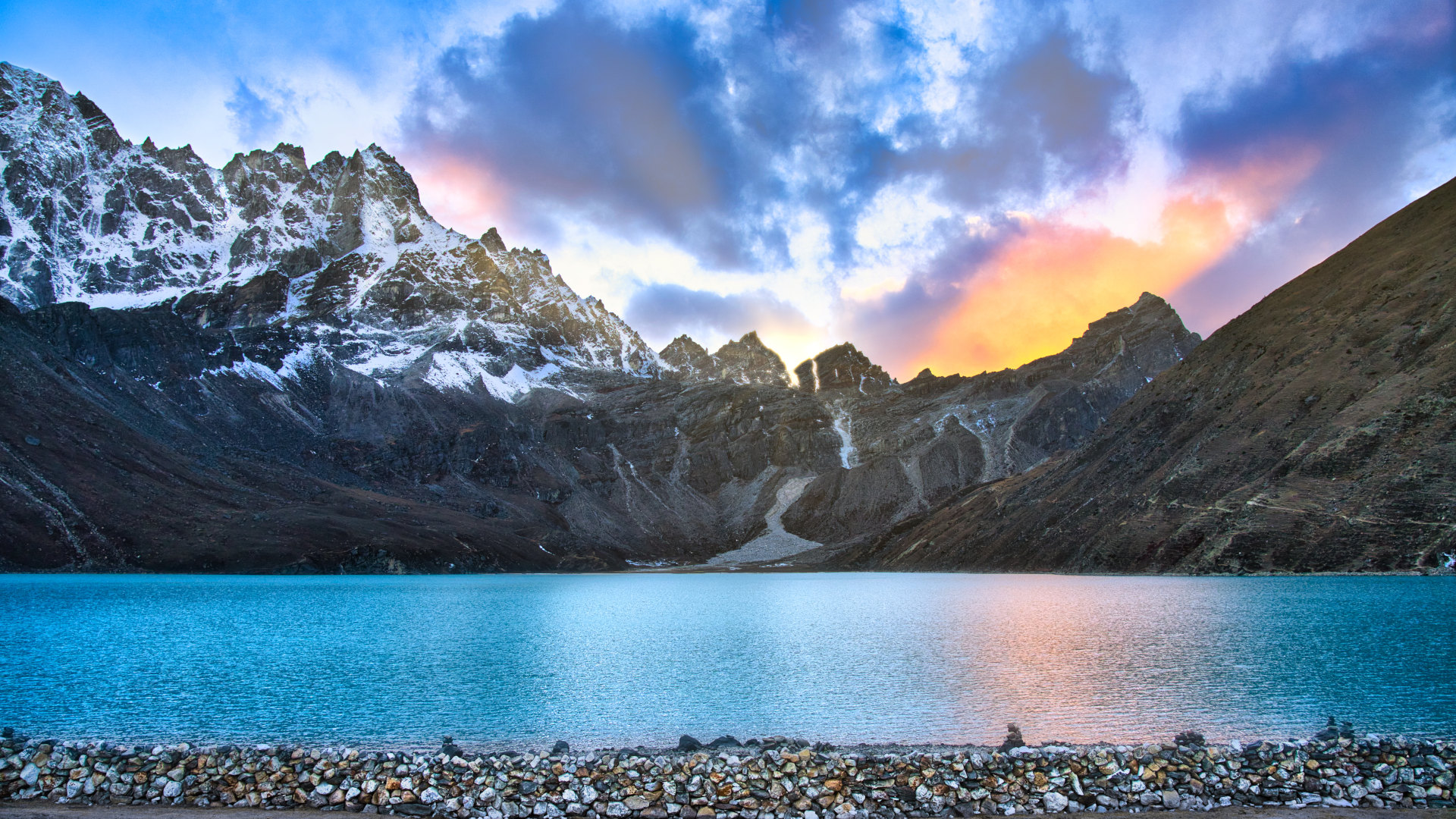 EBC Gokyo-lake-s-SK-sprievodcom slide 2